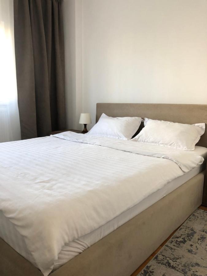 Adrian Home, Central Ploiesti Exterior photo